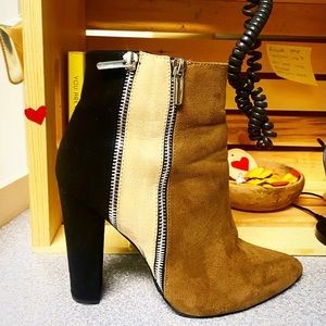 Just Fab Fashion 3 skin boots.❤️